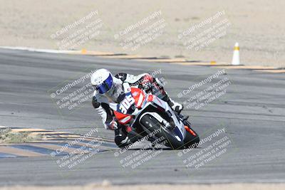 media/Oct-05-2025-CVMA (Sun) [[beeef4f201]]/Race 10-Formula Lightweight Twins Shootout/